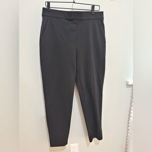 Ministry of Supply Women’s Black Ankle Pants